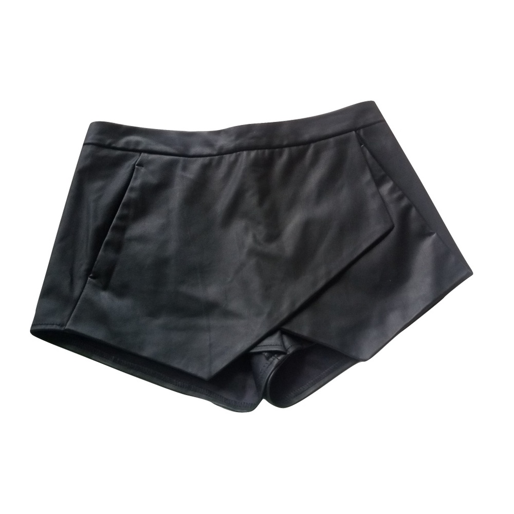 Black Short faux leather grunge punk biker skort